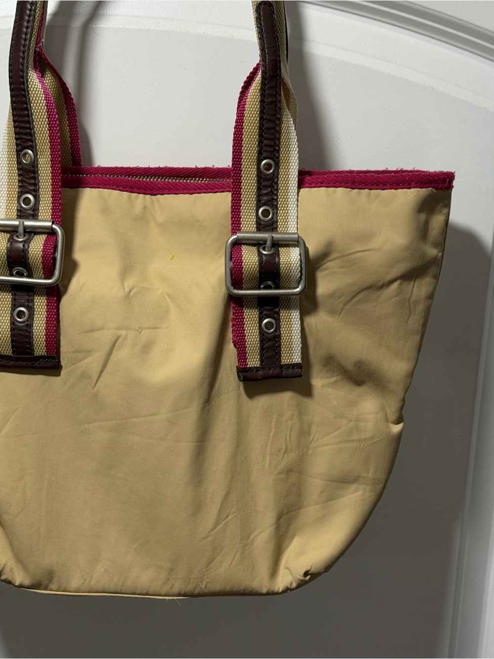 American Eagle bag - beige w/ deep pink trim - Picture 7 of 16